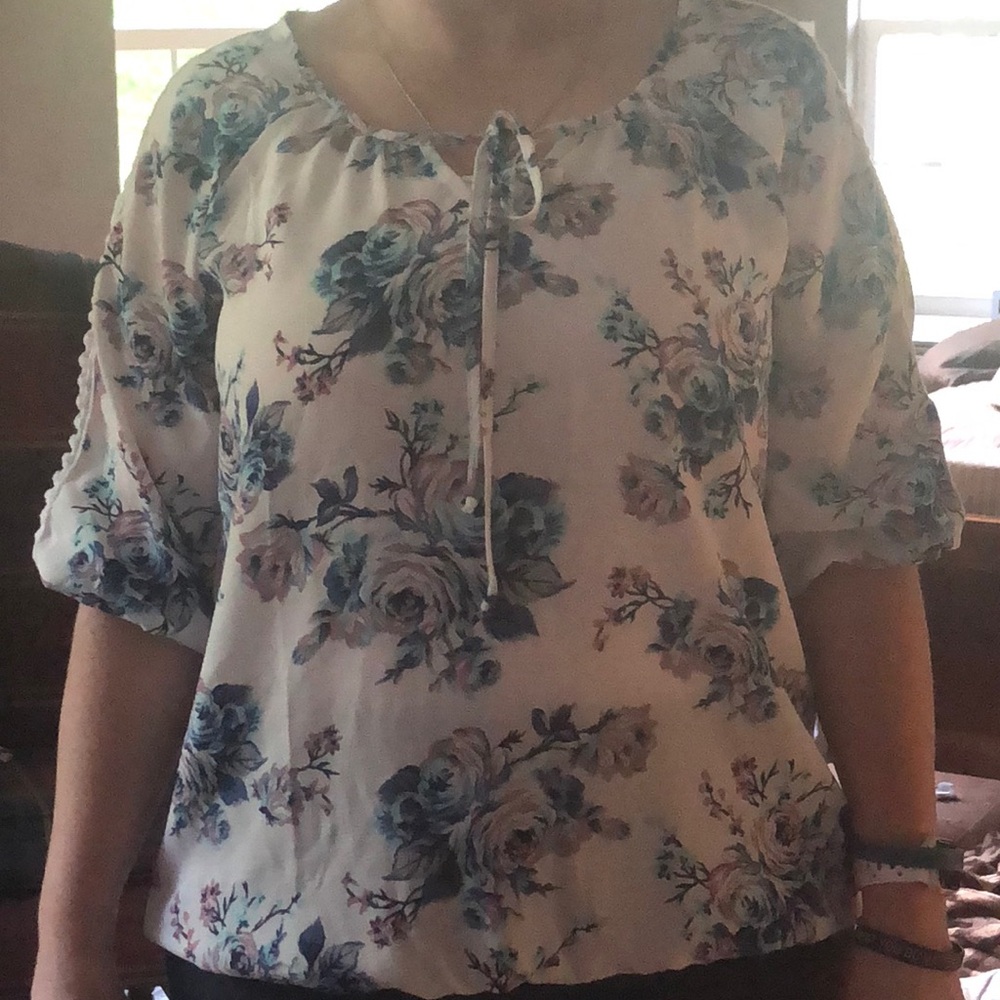 Pretty floral blouse